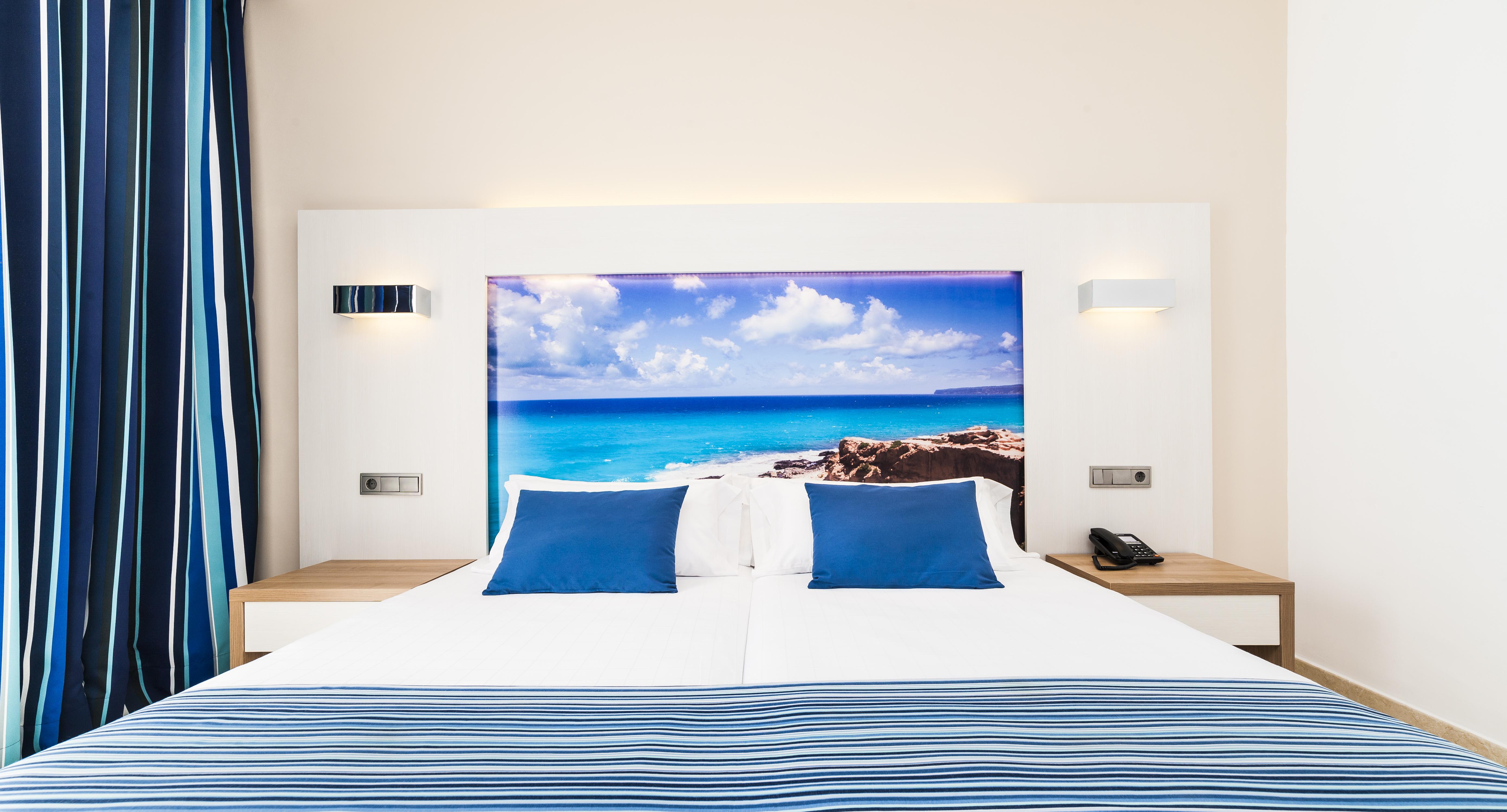 Globales Playa Естепона Екстериор снимка