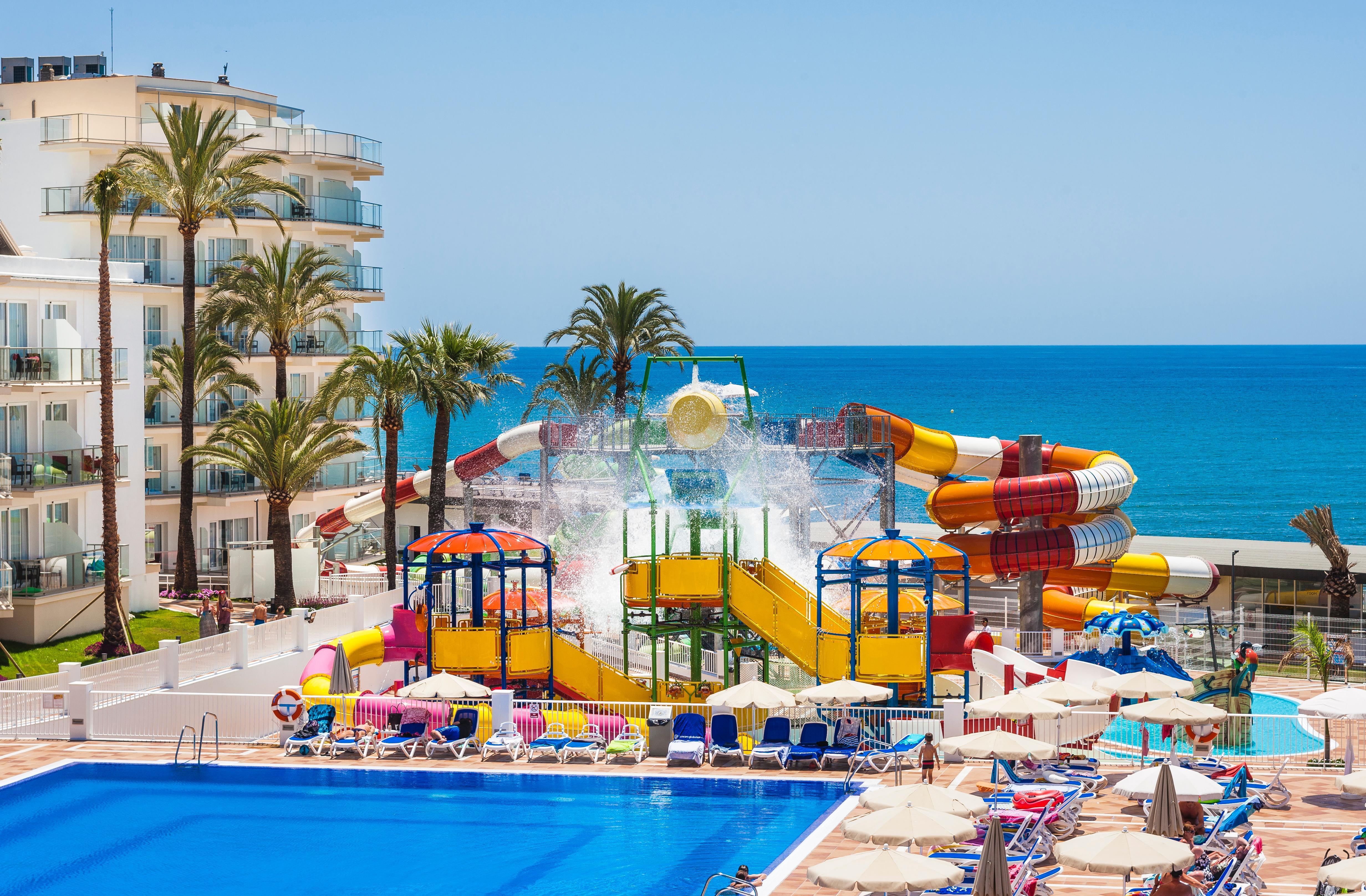 Globales Playa Естепона Екстериор снимка